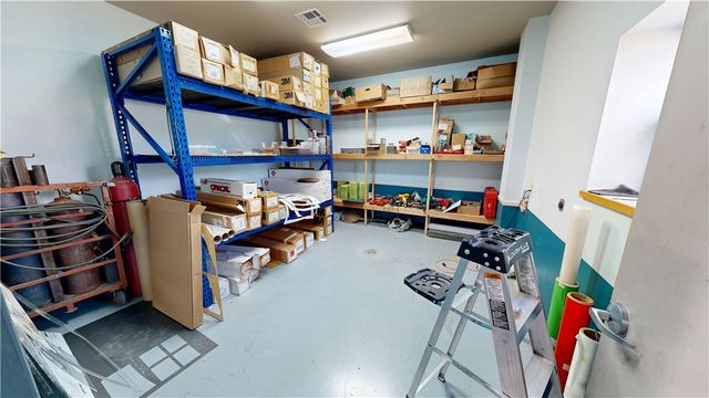 1721 Acorn Drive, Rogers, AR 72756