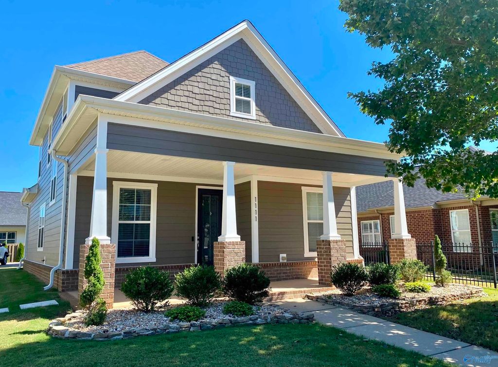 1111 Pegasus Drive, Huntsville, AL 35806