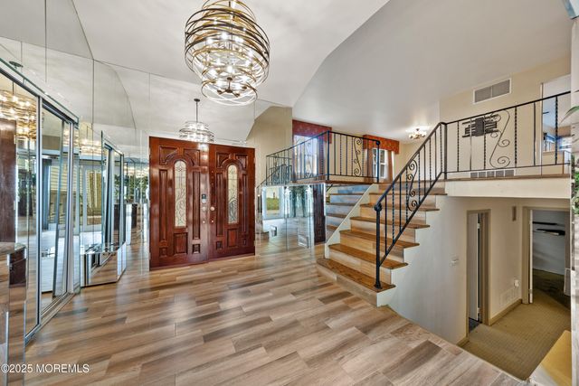 11 Woodview Drive, Marlboro, NJ 07746