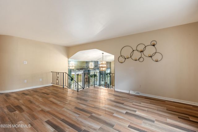 11 Woodview Drive, Marlboro, NJ 07746