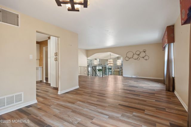 11 Woodview Drive, Marlboro, NJ 07746