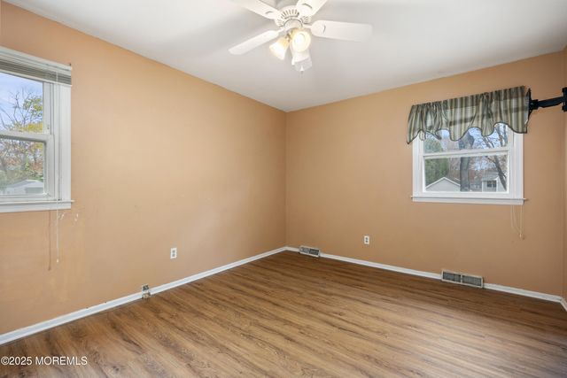 11 Woodview Drive, Marlboro, NJ 07746