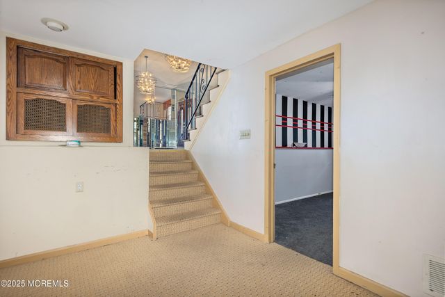 11 Woodview Drive, Marlboro, NJ 07746