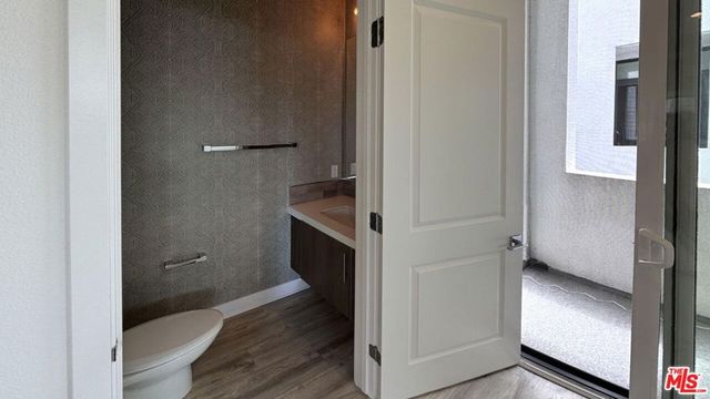 3309 Aria Lane, Los Angeles, CA 90034