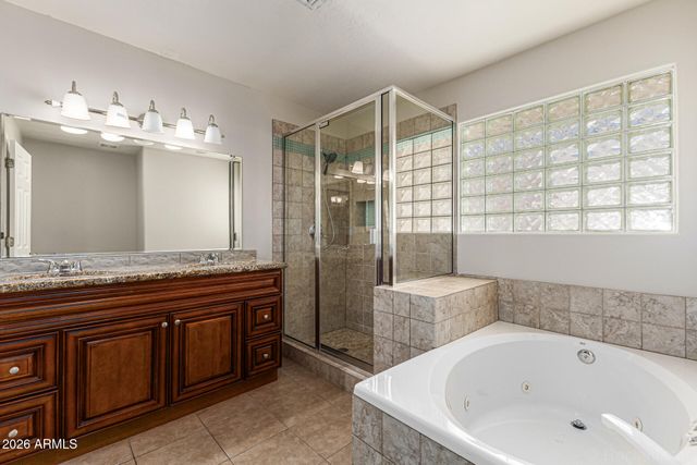 5729 E LAWNDALE Street, Mesa, AZ 85215