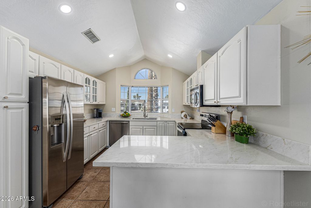 Image 10 of property listing at 5729 E LAWNDALE Street, Mesa, AZ 85215