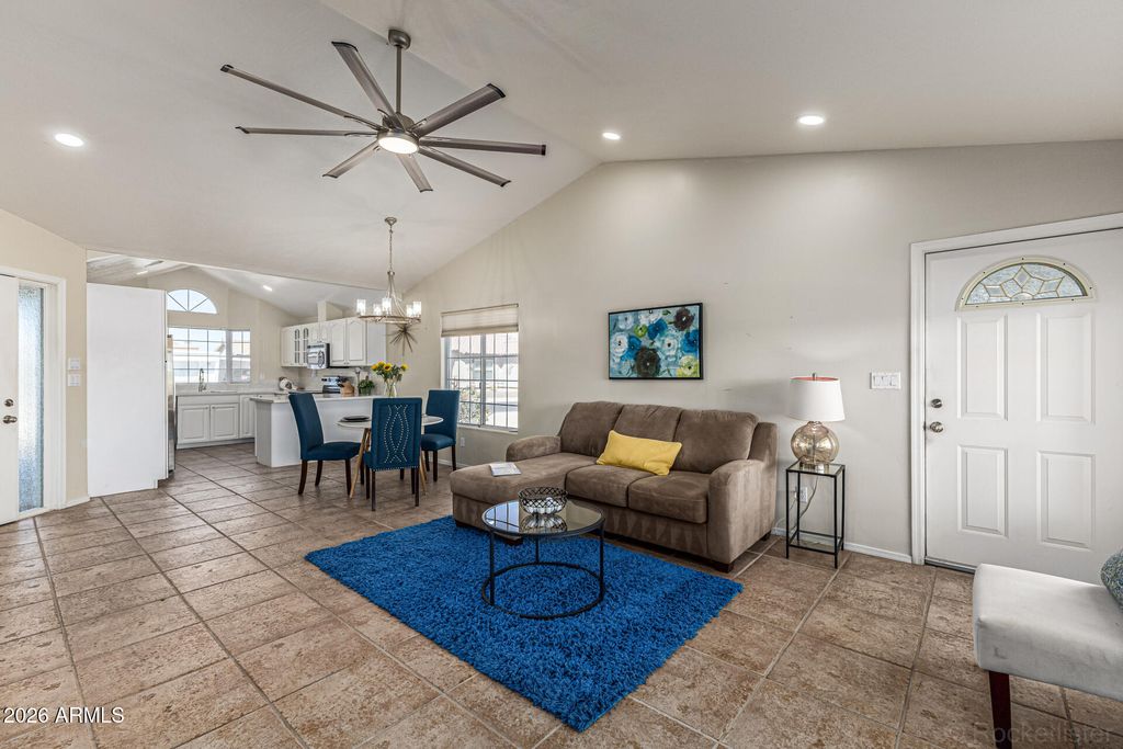 Image 7 of property listing at 5729 E LAWNDALE Street, Mesa, AZ 85215