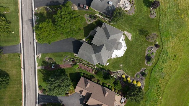 9 Cheshire Ridge, Victor, NY 14564