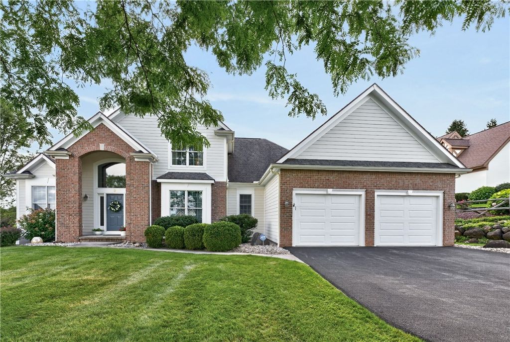 9 Cheshire Ridge, Victor, NY 14564