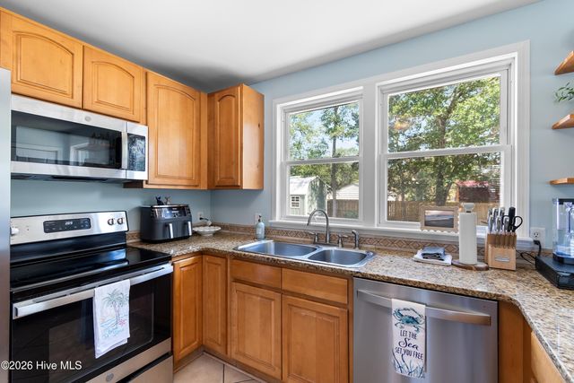 146 NE 5th Street, Oak Island, NC 28465