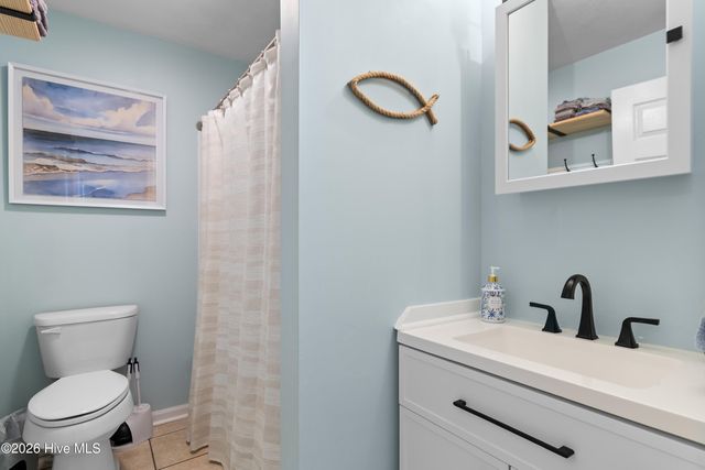 146 NE 5th Street, Oak Island, NC 28465