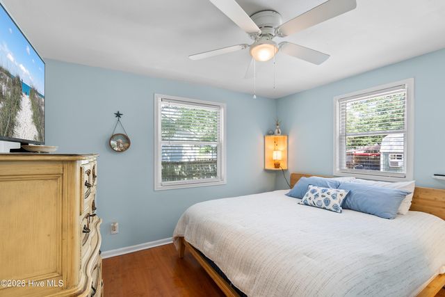146 NE 5th Street, Oak Island, NC 28465