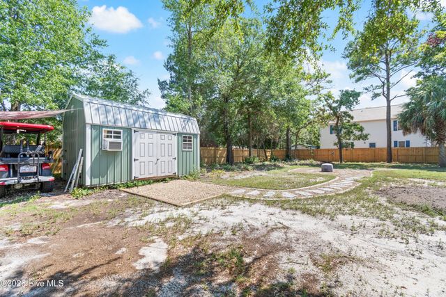 146 NE 5th Street, Oak Island, NC 28465