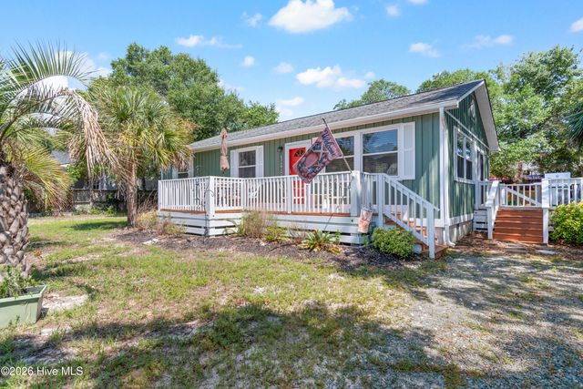 146 NE 5th Street, Oak Island, NC 28465
