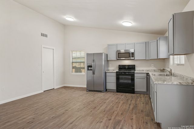 4307 LAS CRUCES ST, San Antonio, TX 78233