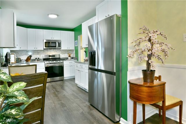 2279 Reeves Road NE, Warren, OH 44483