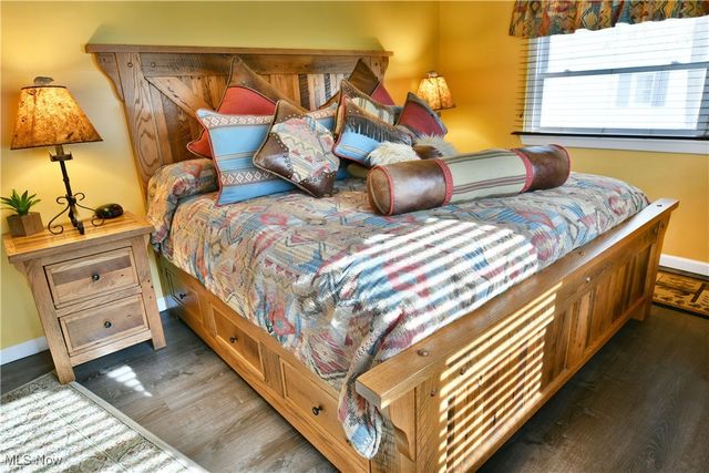 2279 Reeves Road NE, Warren, OH 44483