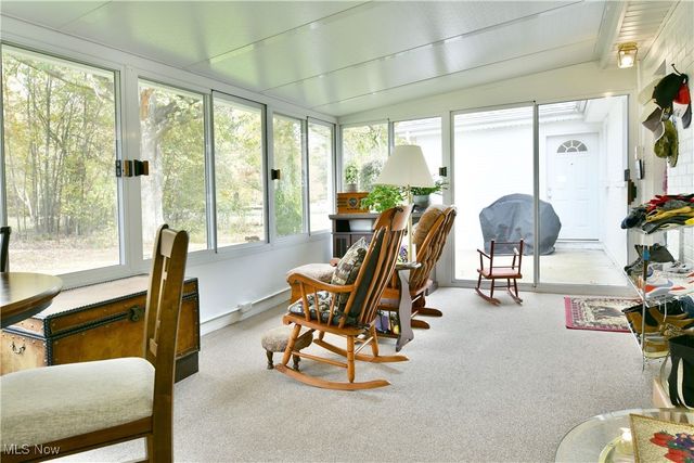 2279 Reeves Road NE, Warren, OH 44483