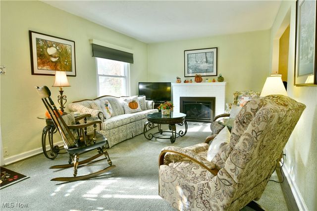 2279 Reeves Road NE, Warren, OH 44483