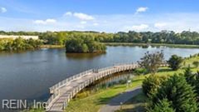 110 Freeman DR, Hampton, VA 23666