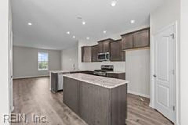 110 Freeman DR, Hampton, VA 23666