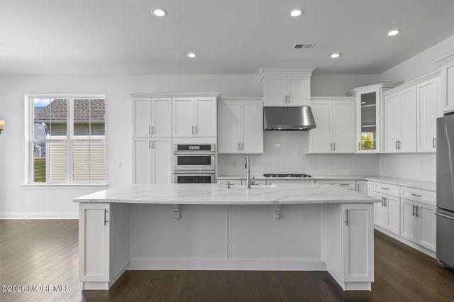 38 Sofia Drive, Manalapan, NJ 07726