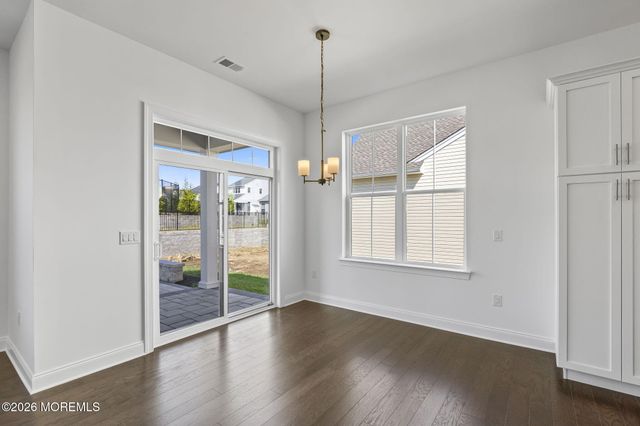 38 Sofia Drive, Manalapan, NJ 07726