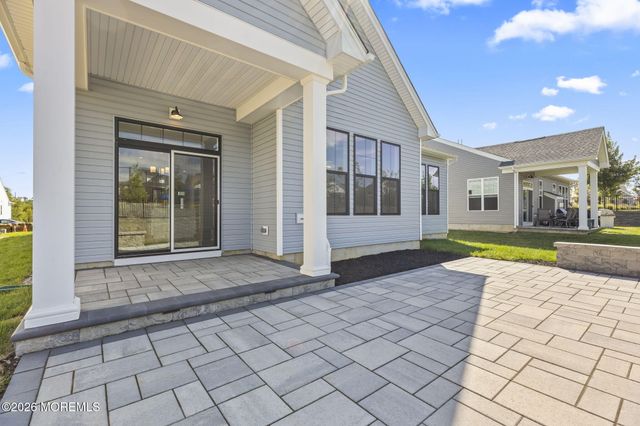 38 Sofia Drive, Manalapan, NJ 07726