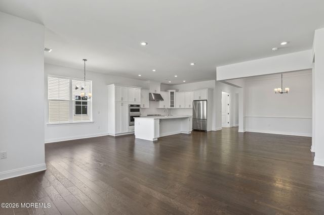 38 Sofia Drive, Manalapan, NJ 07726