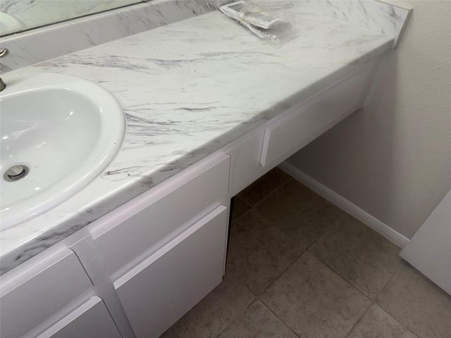 2120 El Paseo Street 3308, Houston, TX 77054