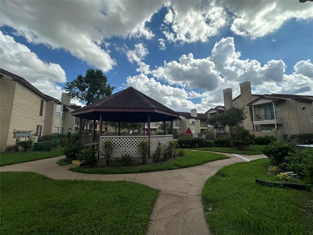 2120 El Paseo Street 3308, Houston, TX 77054