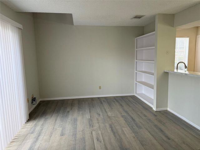 2120 El Paseo Street 3308, Houston, TX 77054