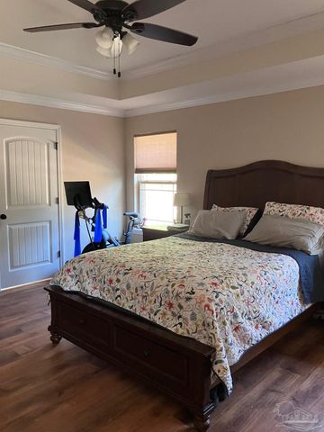 2462 Ten Mile Rd, Pace, FL 32571