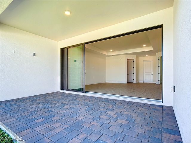 4310 NW 22nd ST, Cape Coral, FL 33993