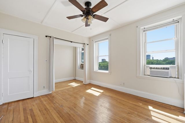 131 Park Drive 44, Boston, MA 02215