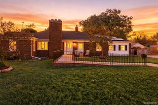 29800 Maison Street, St. Clair Shores, MI 48082