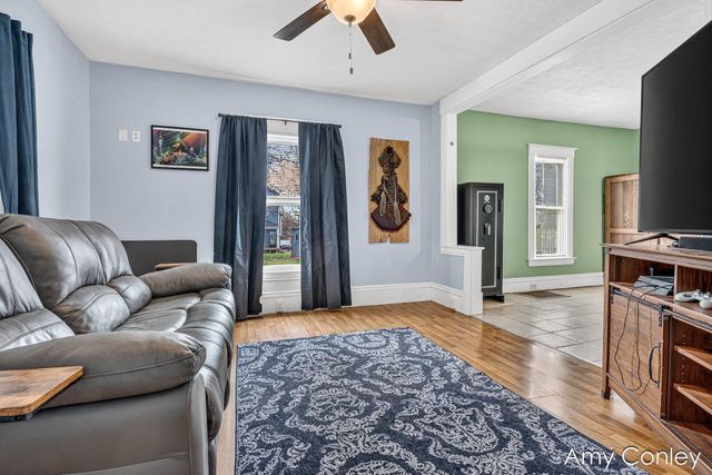 619 Fairbanks Avenue, Kalamazoo City, MI 49048