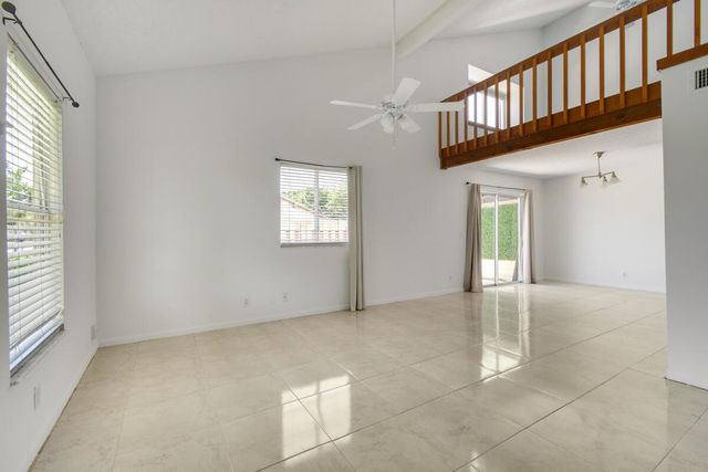 324 MAPLECREST Circle, Jupiter, FL 33458