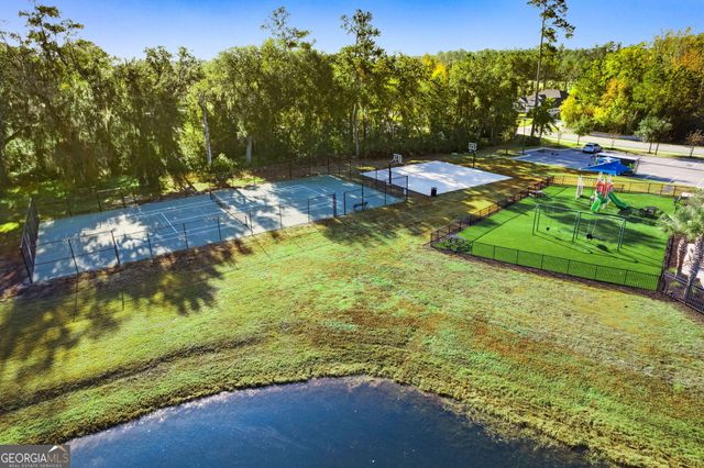 102 Riley Hunter Drive, Kingsland, GA 31548