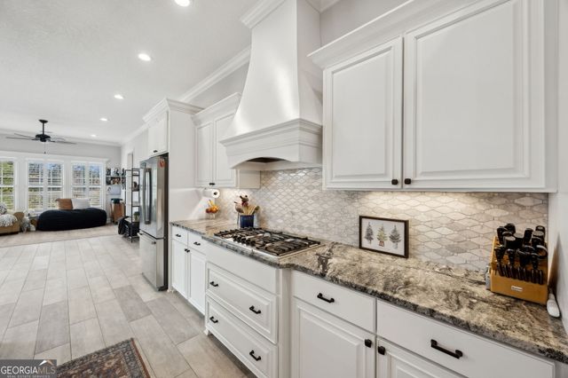 102 Riley Hunter Drive, Kingsland, GA 31548