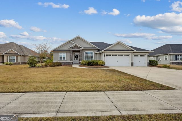 102 Riley Hunter Drive, Kingsland, GA 31548