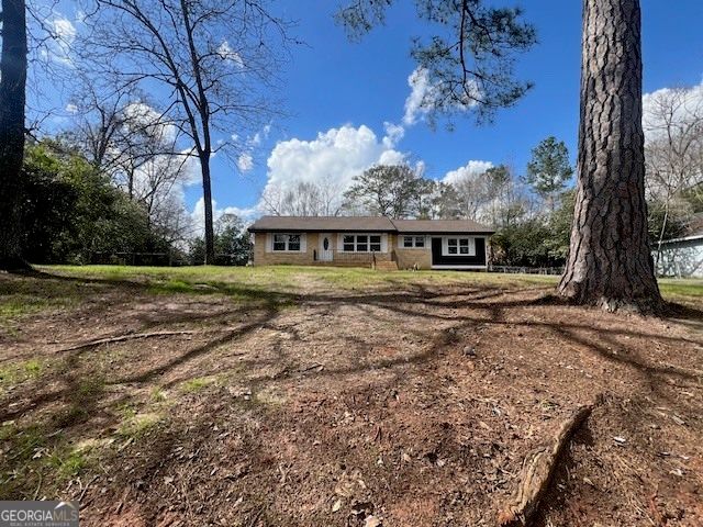 105 Robinhood Drive, Warner Robins, GA 31088