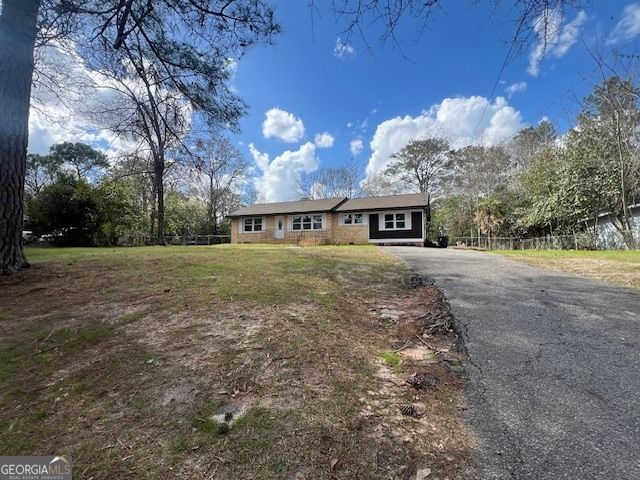 105 Robinhood Drive, Warner Robins, GA 31088