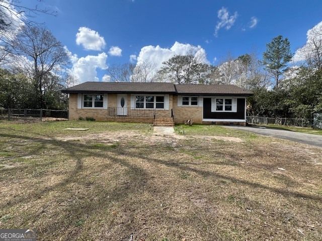 105 Robinhood Drive, Warner Robins, GA 31088