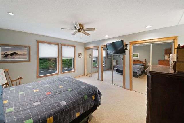 523 Knollwood Drive, Hudson, WI 54016