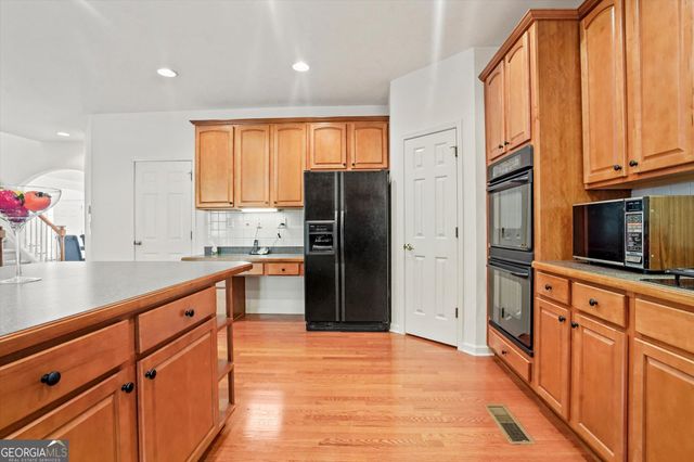 3688 Eagles Beek Circle, Lithonia, GA 30038