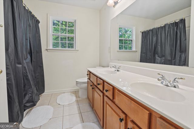 3688 Eagles Beek Circle, Lithonia, GA 30038