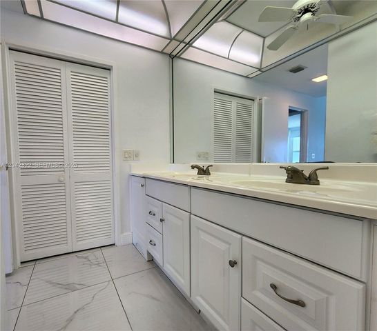 3505 S Ocean Drive 821, Hollywood, FL 33019