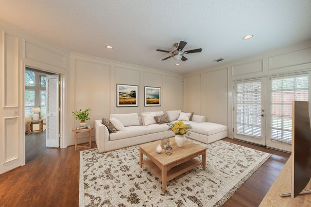 2002 Diamond Oaks Drive, Garland, TX 75044