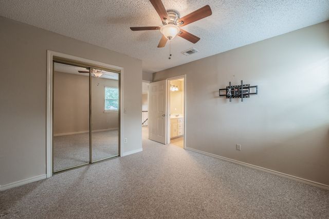 2002 Diamond Oaks Drive, Garland, TX 75044